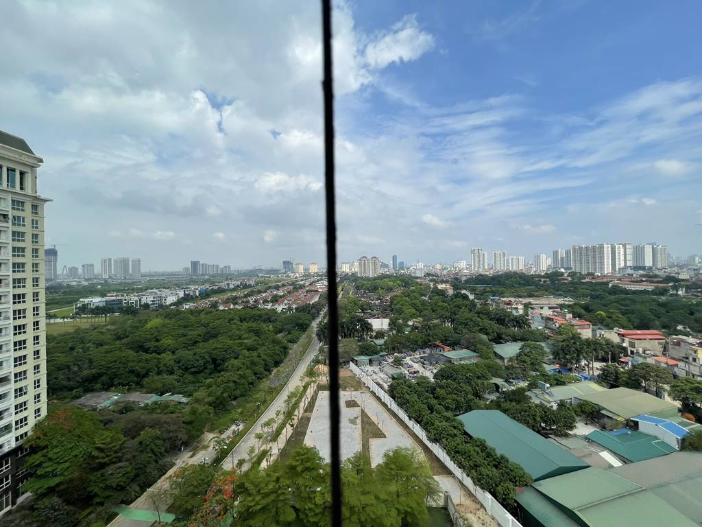 So cheap apartment for rent in E1 Tower, Ciputra Hanoi 20