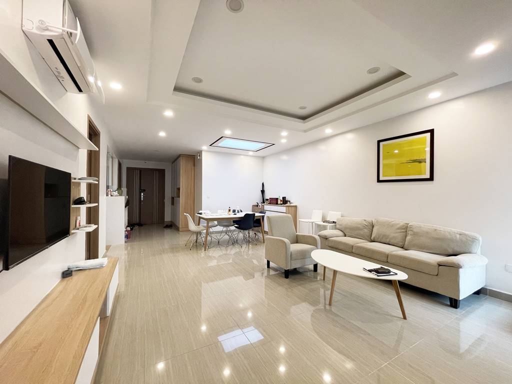 Splendid 3BRs apartment for rent in L4 Ciputra 1