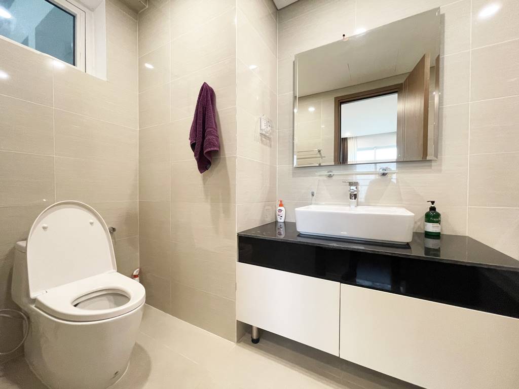 Splendid 3BRs apartment for rent in L4 Ciputra 13