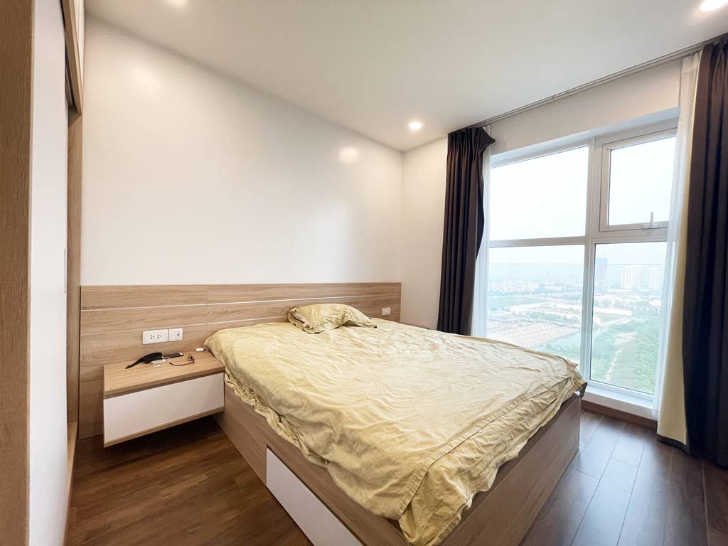 Splendid 3BRs apartment for rent in L4 Ciputra 9