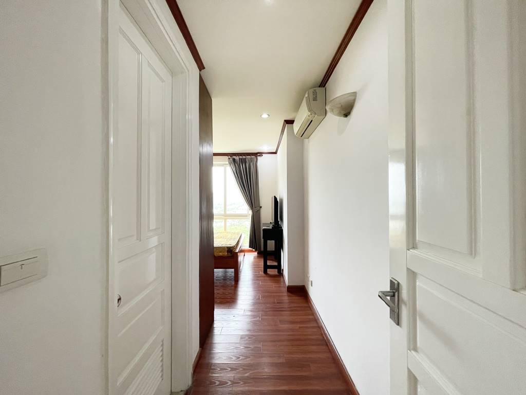 Unfurnished 182 SQM apartment in P1 - P2 Ciputra for rent 10