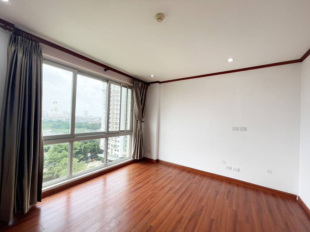 Unfurnished 182 SQM apartment in P1 - P2 Ciputra for rent 15