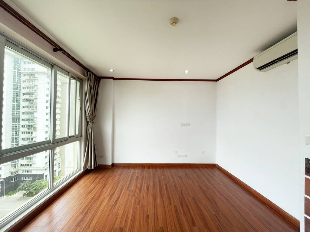 Unfurnished 182 SQM apartment in P1 - P2 Ciputra for rent 16