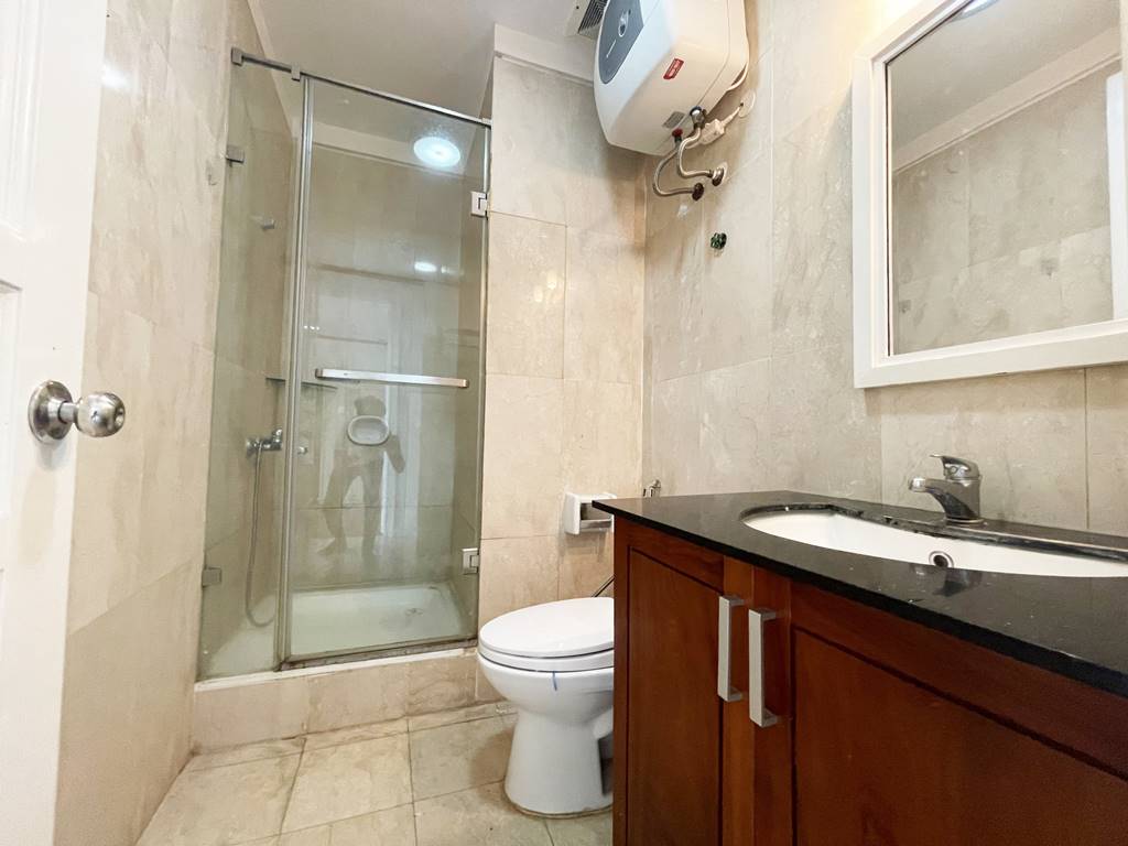Unfurnished 182 SQM apartment in P1 - P2 Ciputra for rent 17