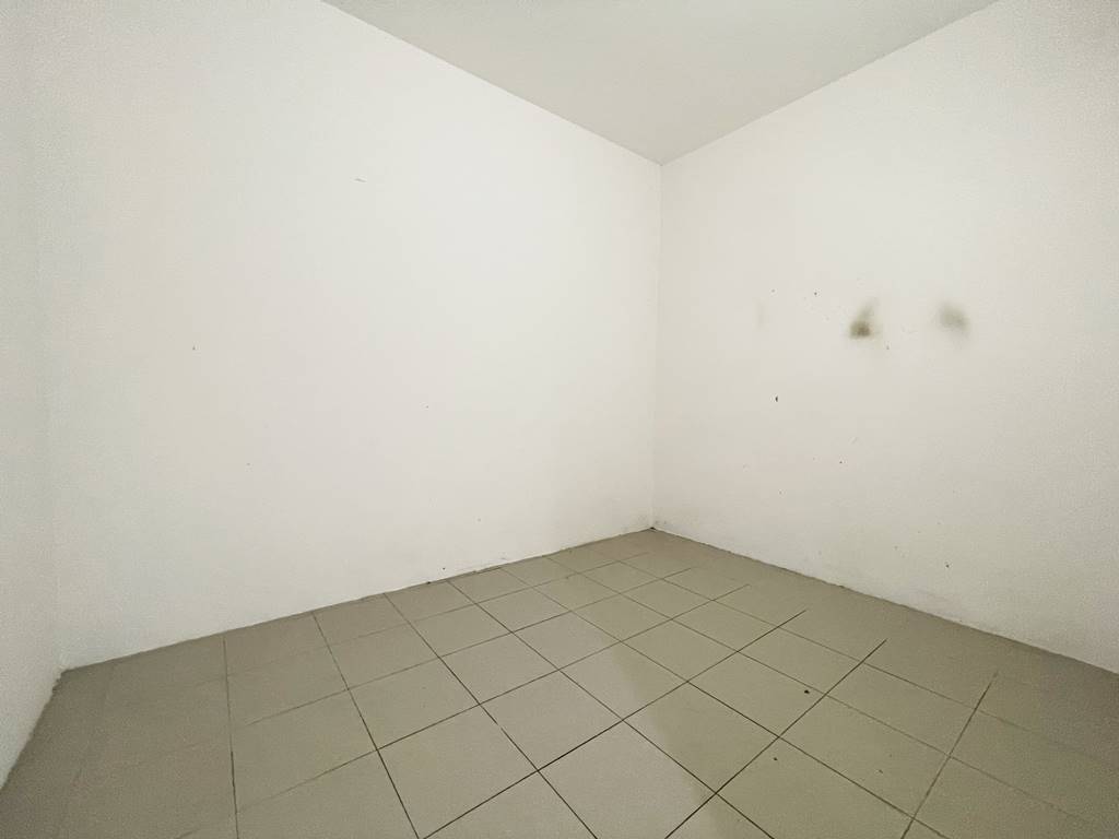 Unfurnished 182 SQM apartment in P1 - P2 Ciputra for rent 22