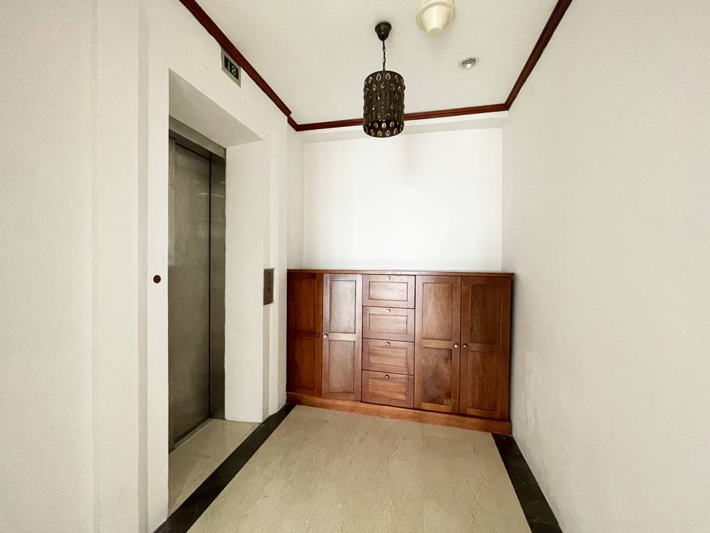 Unfurnished 182 SQM apartment in P1 - P2 Ciputra for rent 23