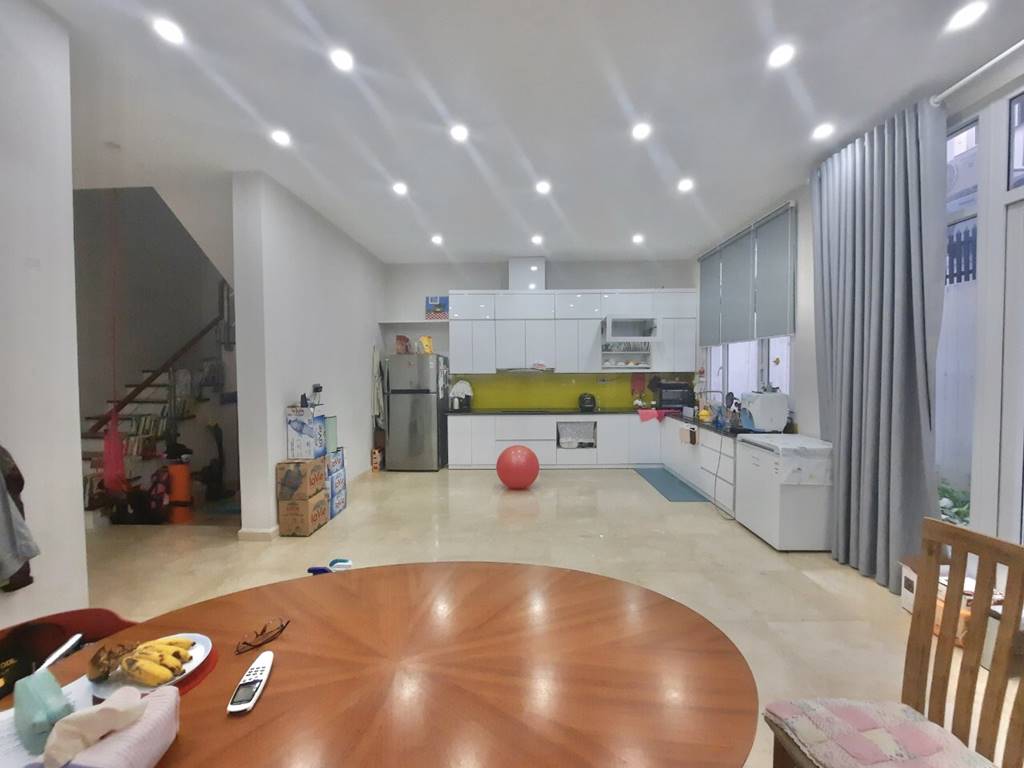 Low - priced 180SQM unfurnished villa for rent in K2 Ciputra 4