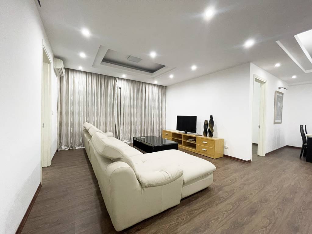 Bright 154SQM / 4 - bedroom apartment for lease in E4 Ciputra