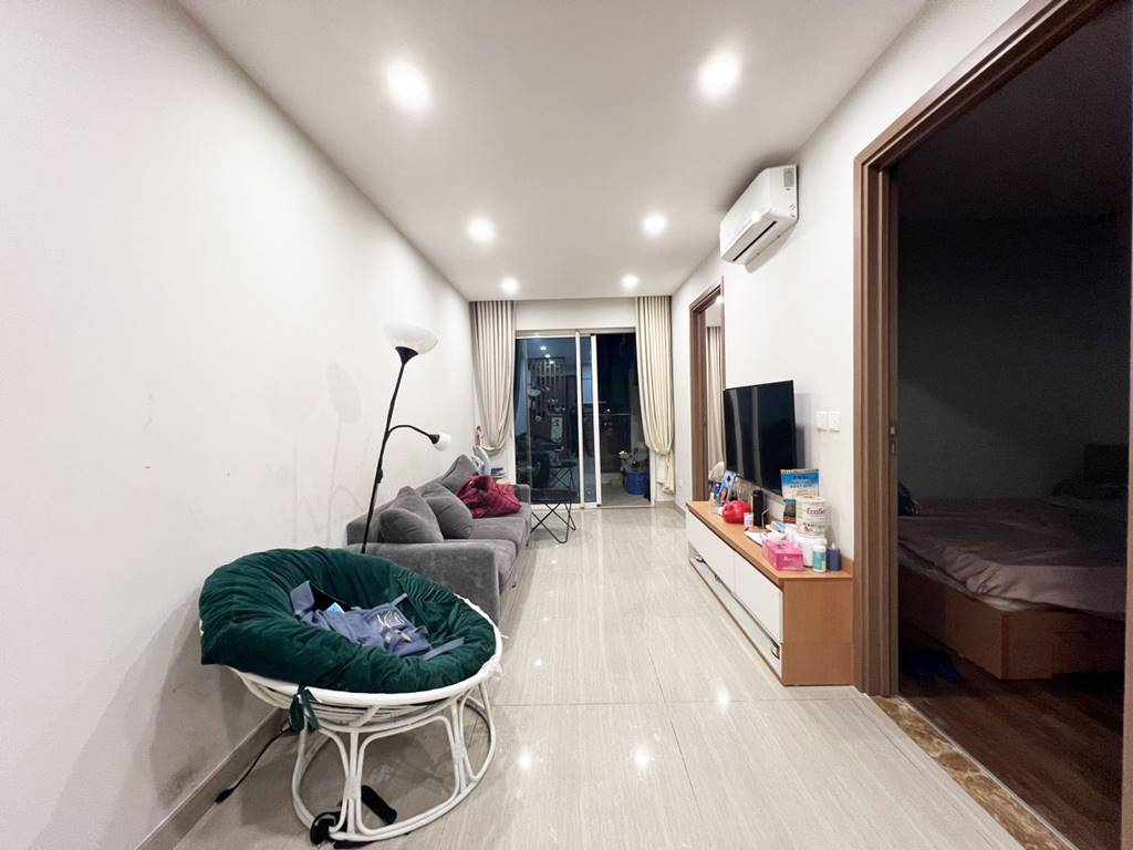 Lovely 2-bedroom condominium for rent in L4 Ciputra