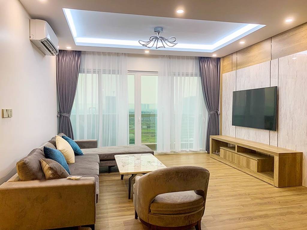 Trendy 154SQM apartment in E5 Ciputra for rent