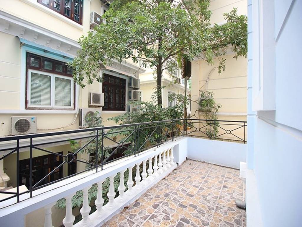 Vast 5BHK villa for rent in D block, Ciputra Hanoi 24