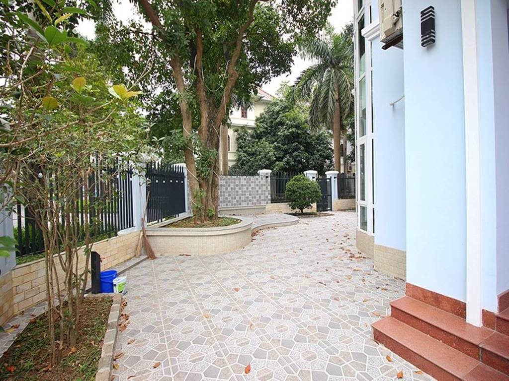 Vast 5BHK villa for rent in D block, Ciputra Hanoi 3
