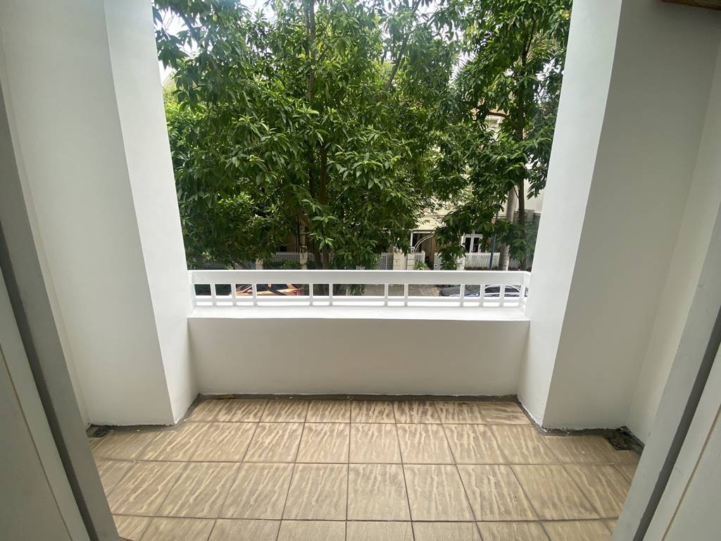 Well - renovated house in T6 Ciputra Hanoi for rent 13